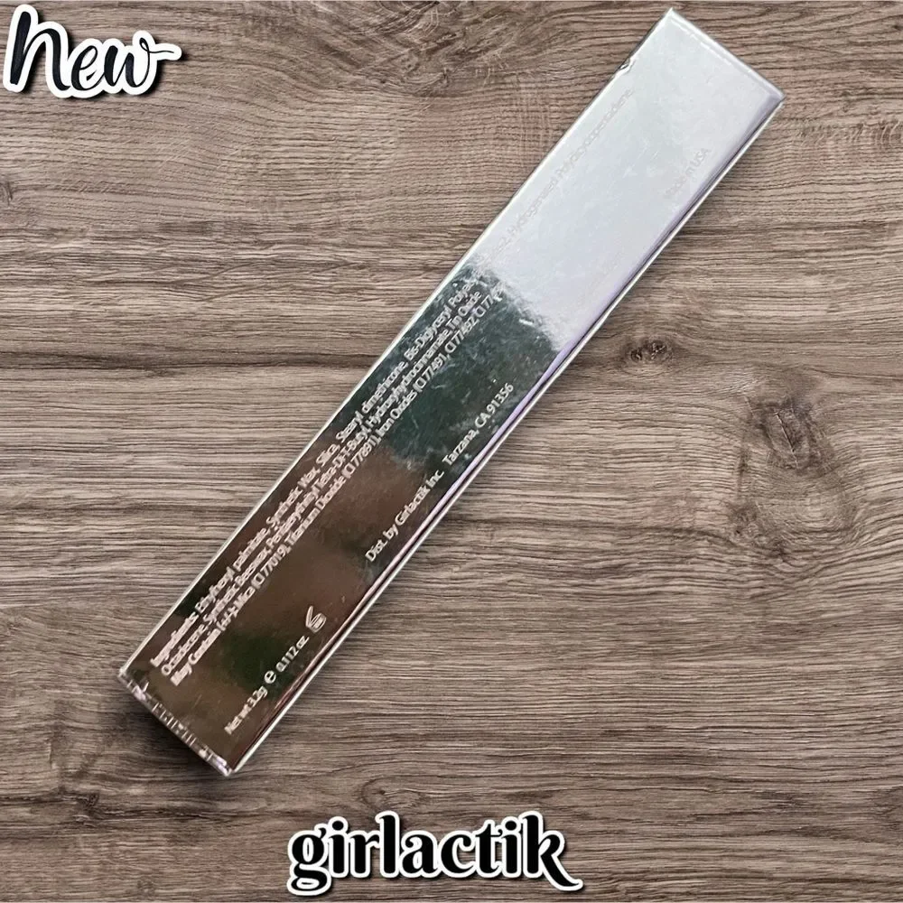 New NIB girlactik GLOW ON-THE-GO JetSetter multi-use stick Color: JetSetter